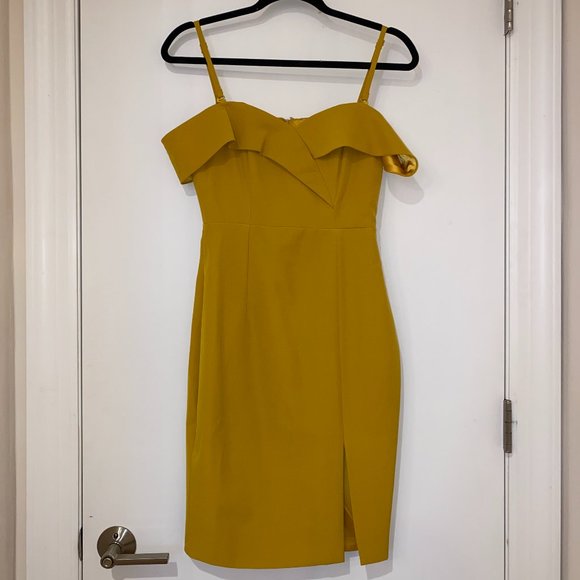 NEW! One One Six: Women’s Mustard off the shoulder Midi Dress NWT (size X-small) - Picture 1 of 6